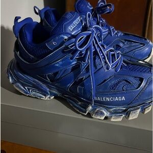 100% Authentic Balenziaga